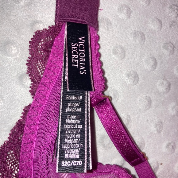 VS Bra - Picture 4 of 4